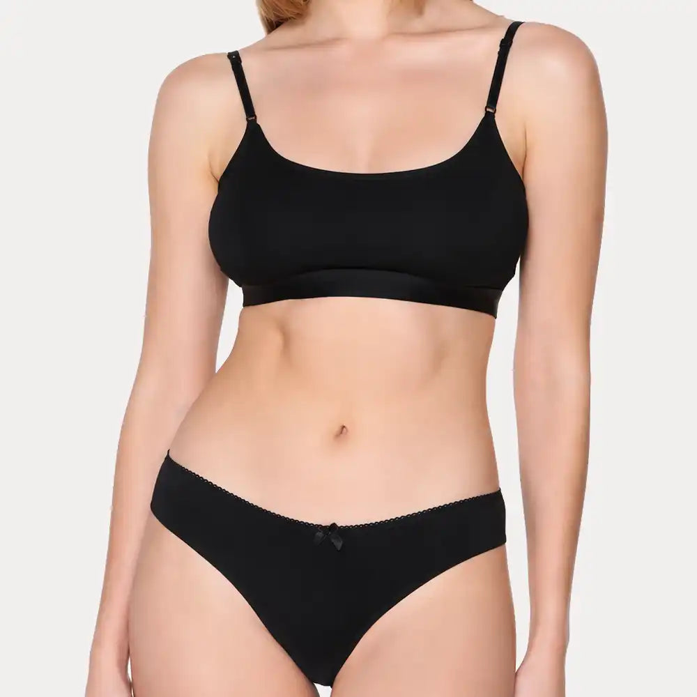 lace Patterned bikini Secondary image